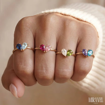 Bague Veria portée à la main, plusieurs bagues superposées